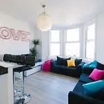 Sea View Sanctuary Apartment!