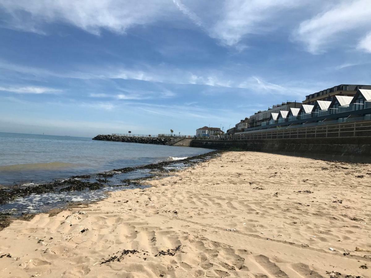 Sea View Sanctuary Apartment! Apartment Margate